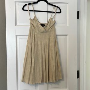 Gold max and Cleo dress